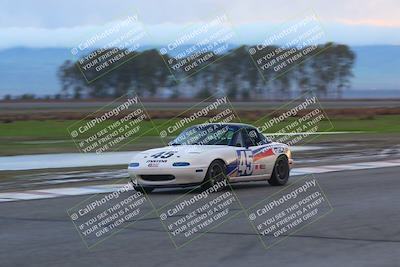 media/Jan-14-2023-CalClub SCCA (Sat) [[d2757389b8]]/Group 7/Race (Sunset)/